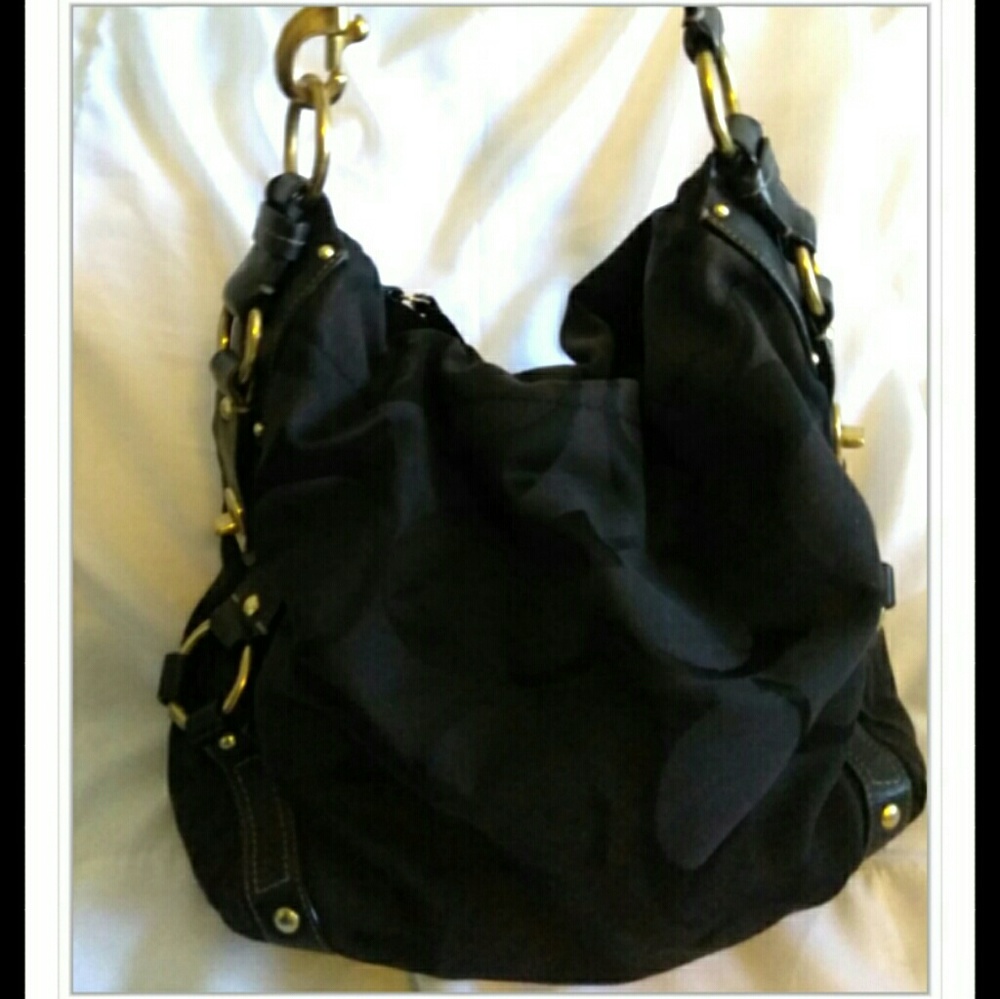 Black coach hobo